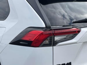 2021 Toyota RAV4 LE AWD (Natl)